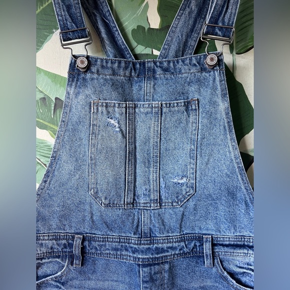 Kancan Denim Shortalls Distessed Overall Shorts Size L - Picture 3 of 6